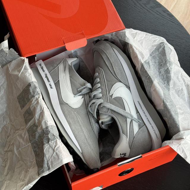 値下げFrancfranc PRADA アート 値下げFrancfranc PRADA アート