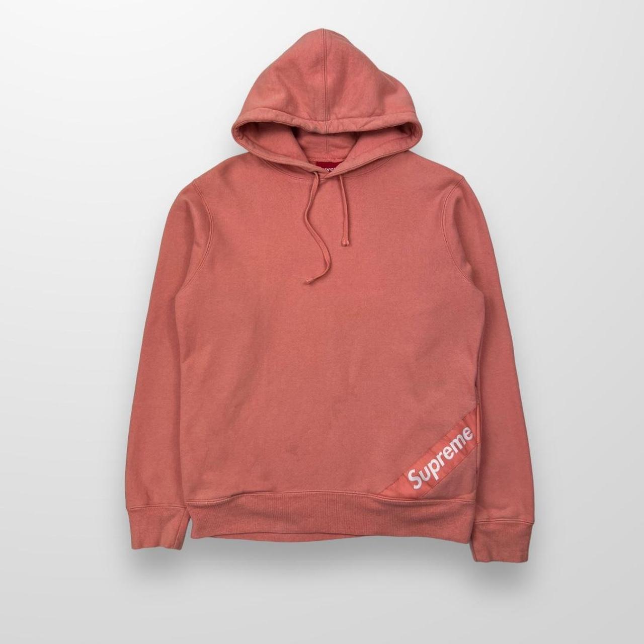 Supreme corner sale logo hoodie