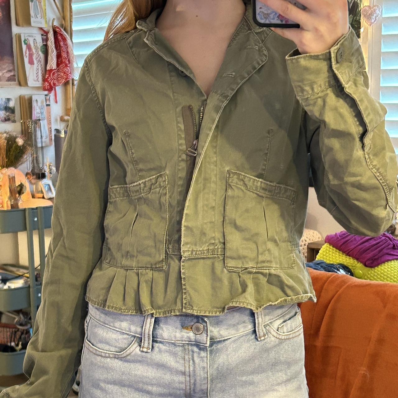 army green cropped Lucky Brand Jacket - 100% cotton - Depop
