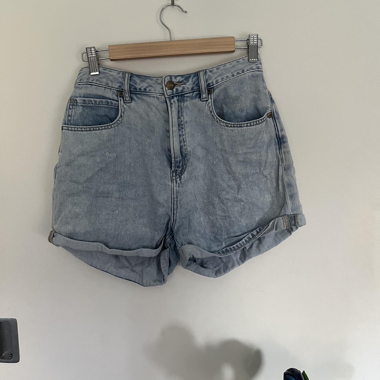 LEE light denim shorts perfect for summerrr slightly... - Depop