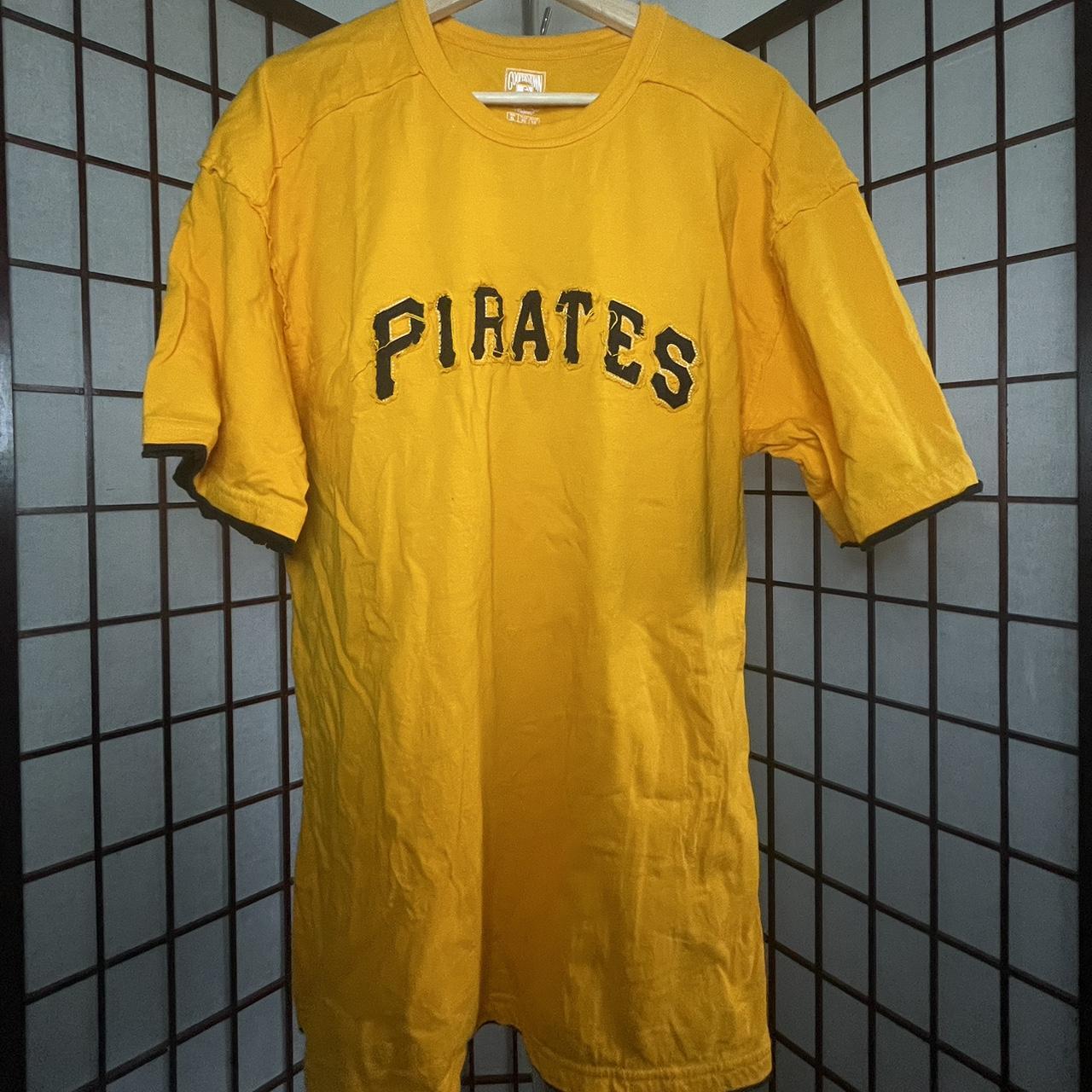 Pittsburgh Pirates over shirt Black /yellow Size - Depop