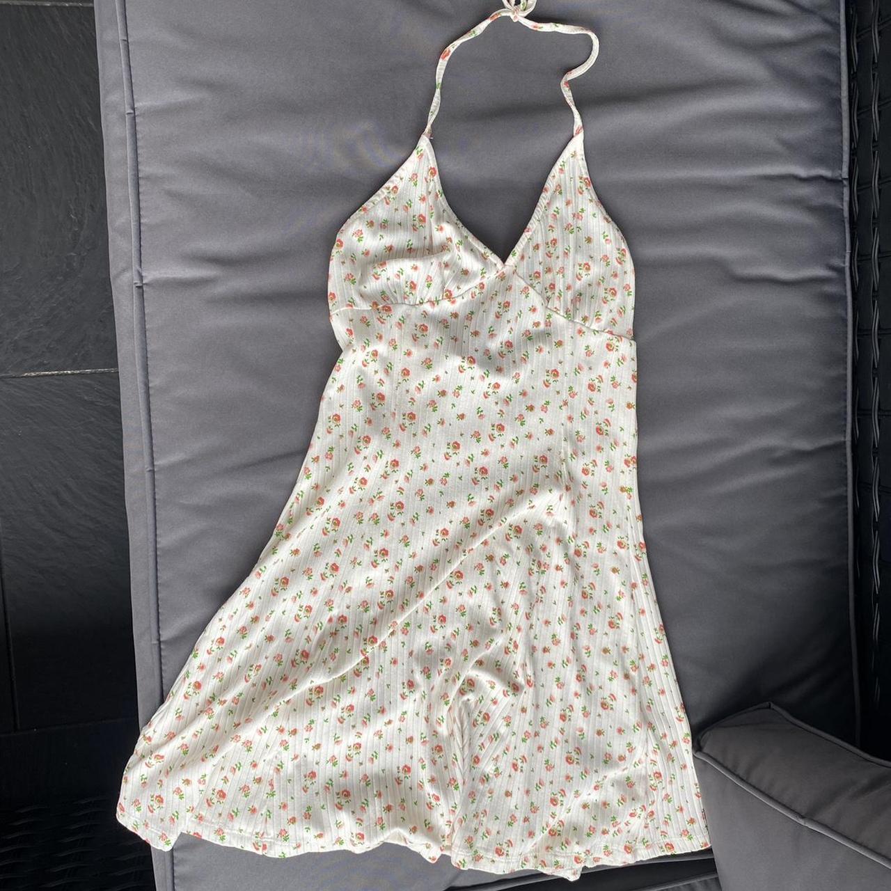 BERSHKA White Skater Mini Dress 🕊 FREE shipping in... Depop