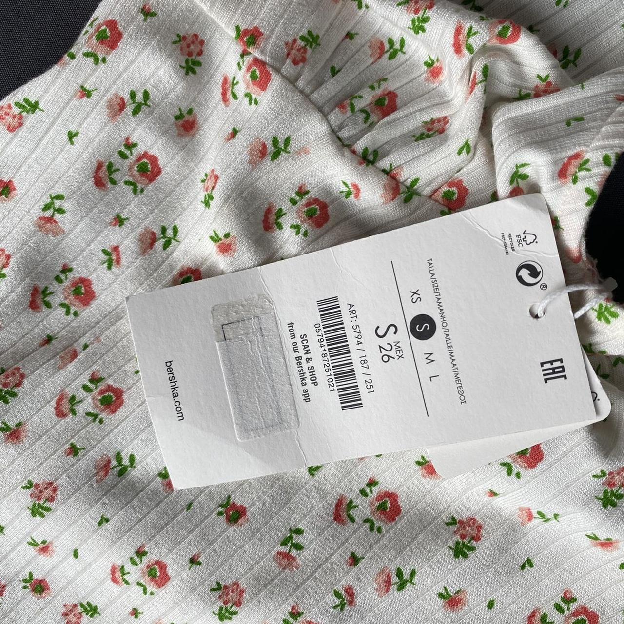 BERSHKA White Skater Mini Dress 🕊 FREE shipping in... Depop