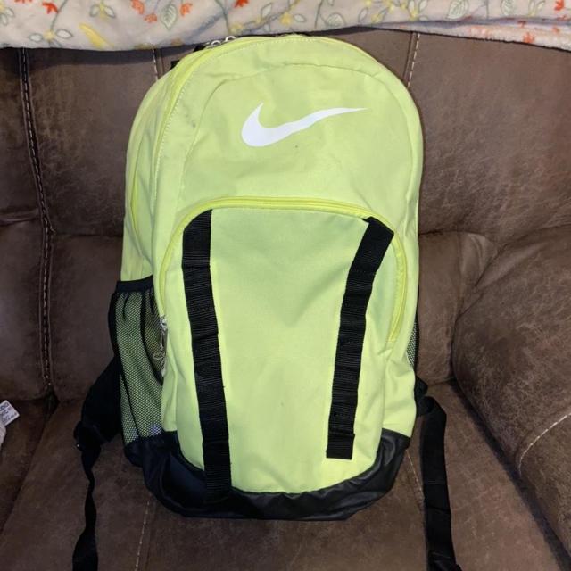 Nike backpacks deals lime green