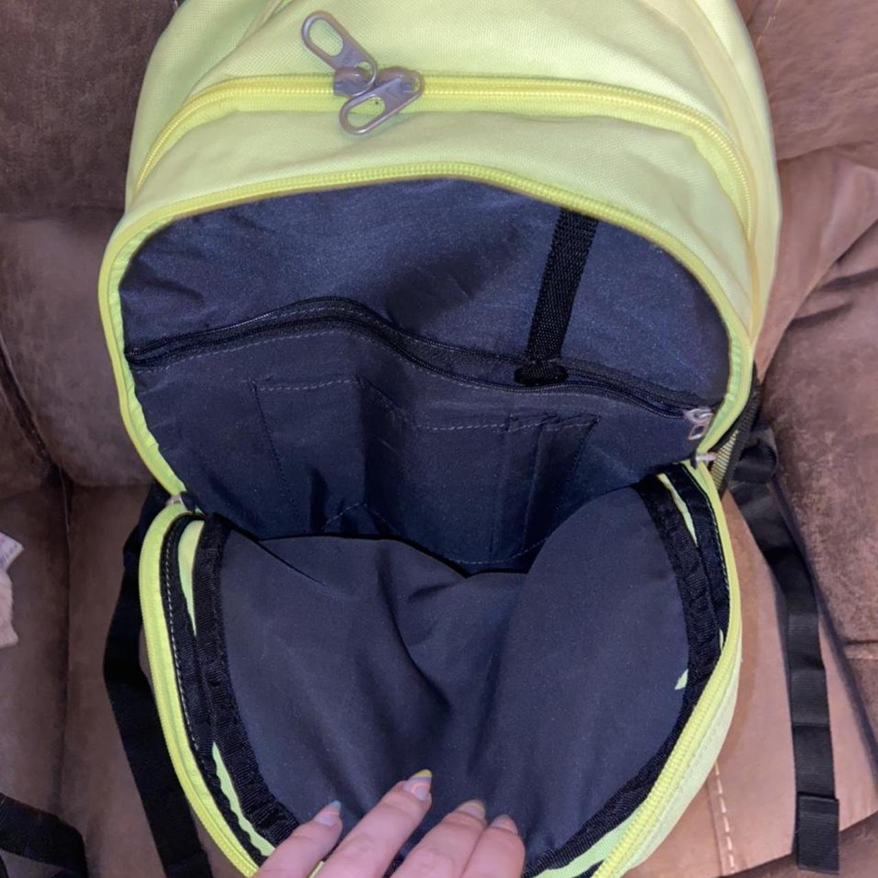 Neon yellow store nike backpack