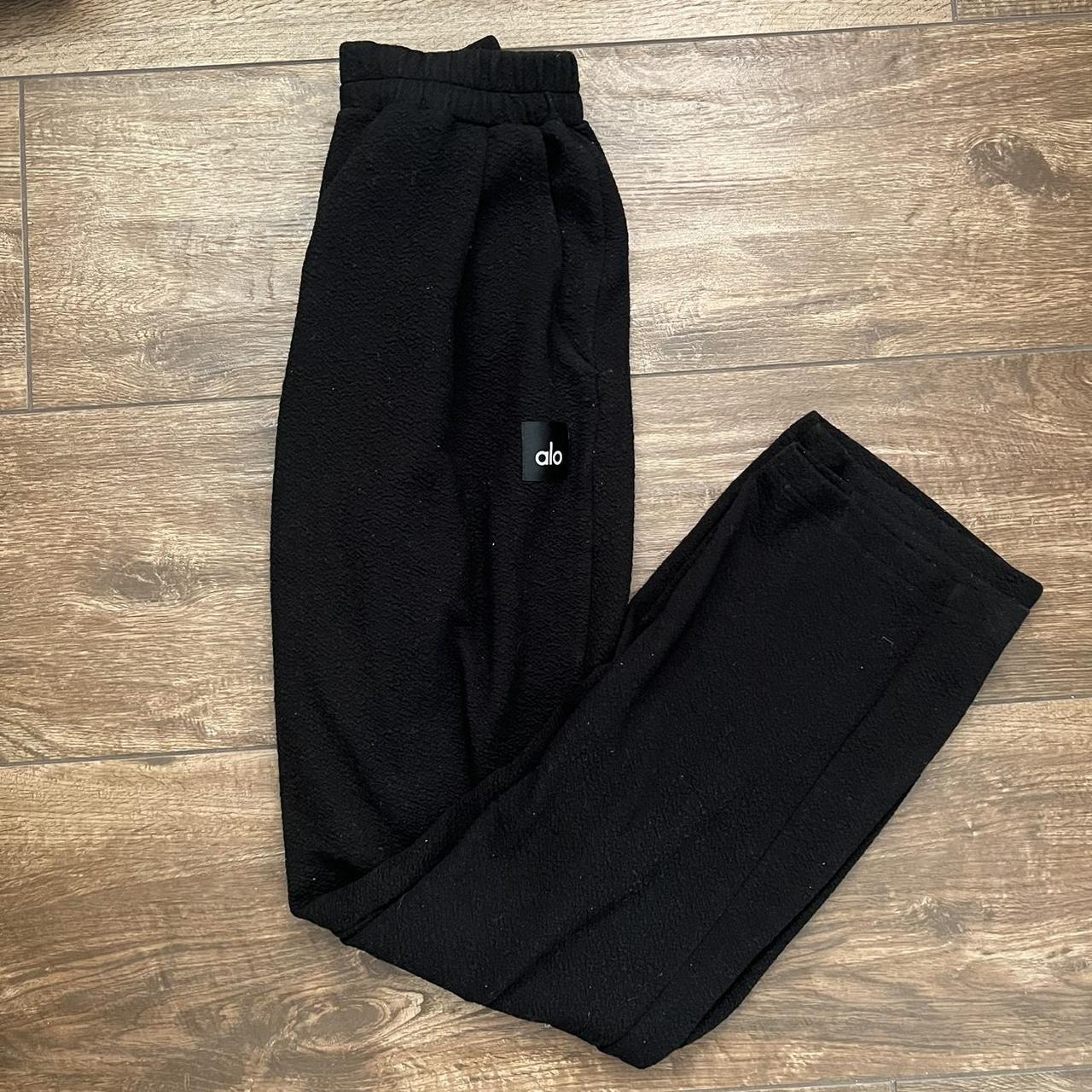 Alo lounge pants pockets on side and back pocket... - Depop