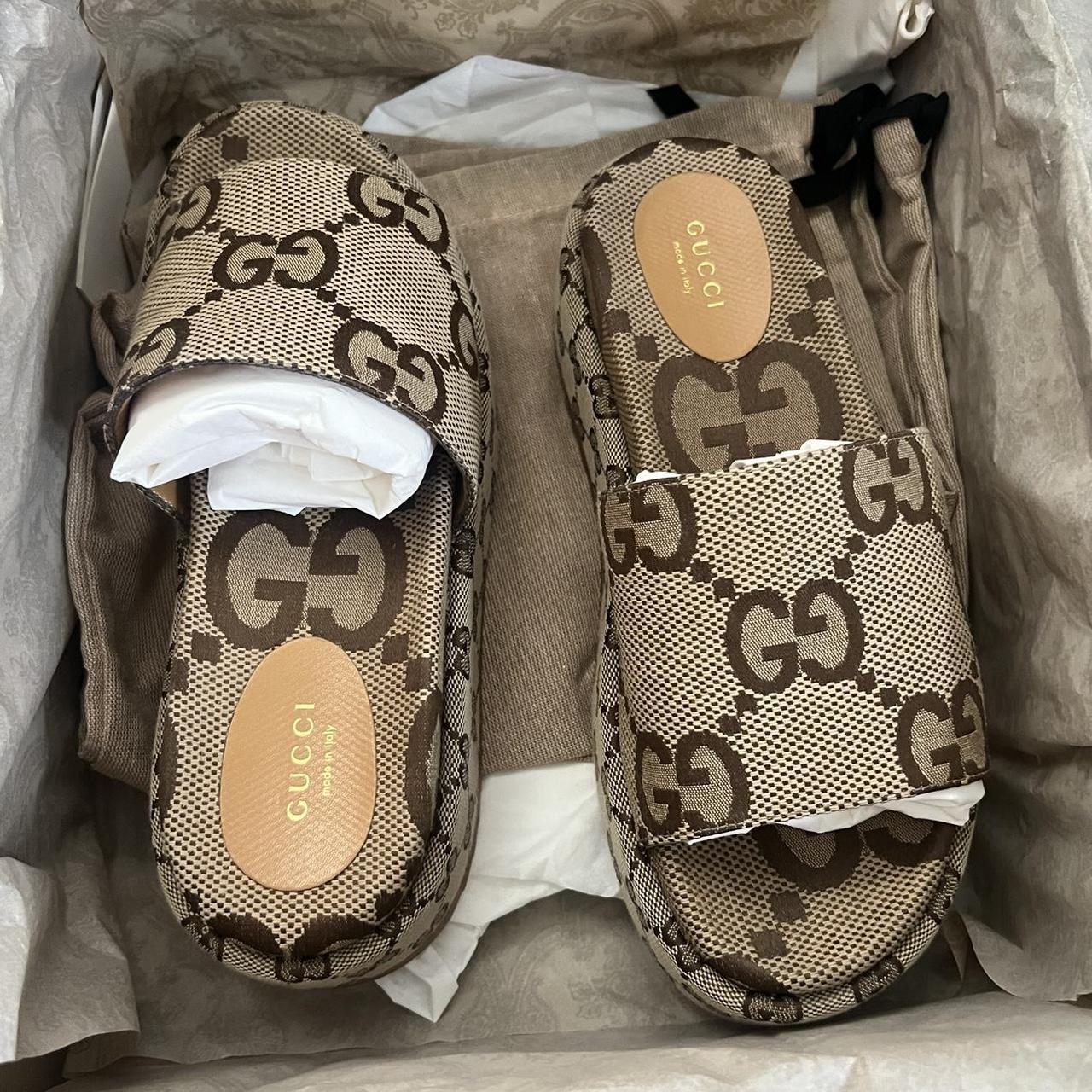 Gucci angelina logo canvas flatform slides hotsell