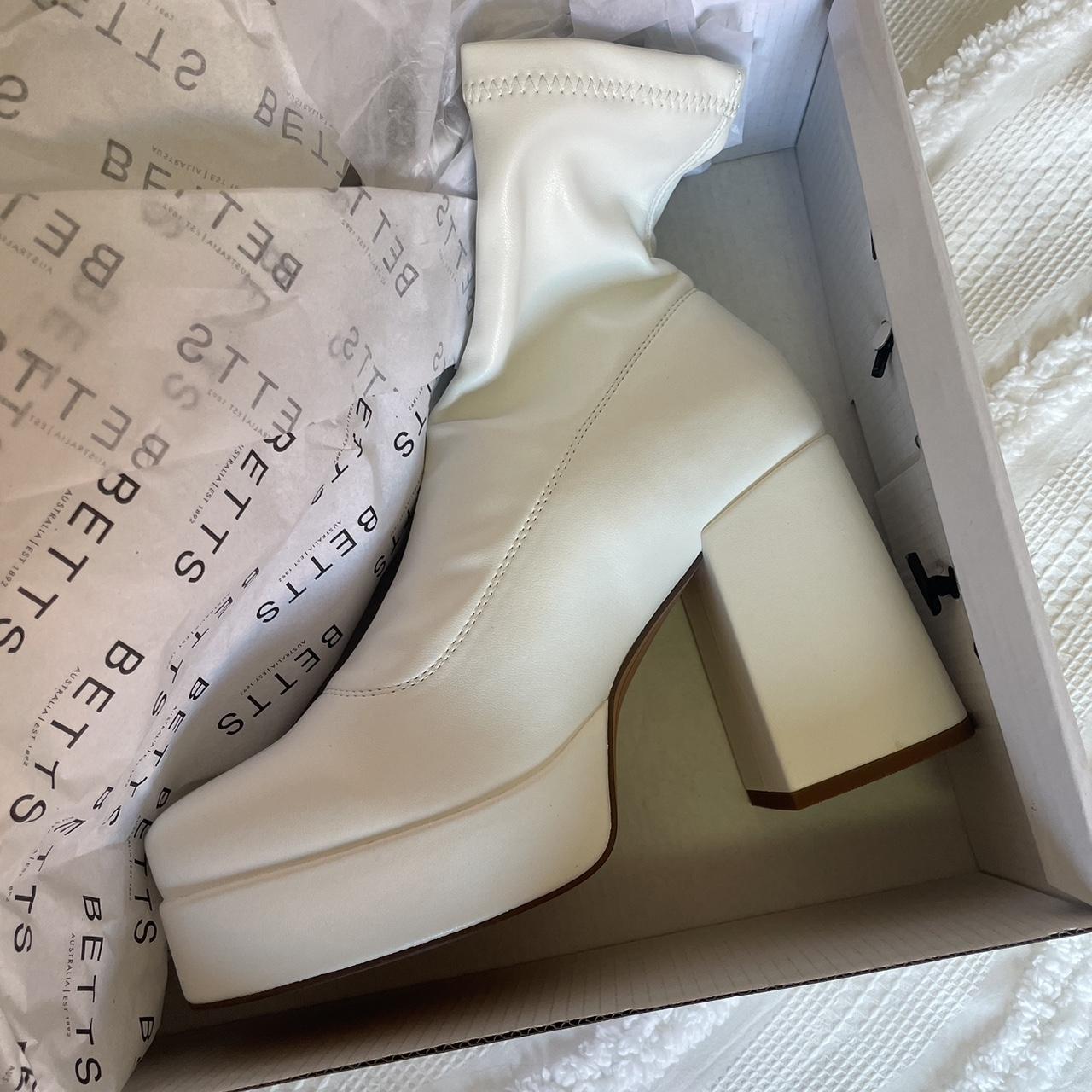 Betts sale white boots