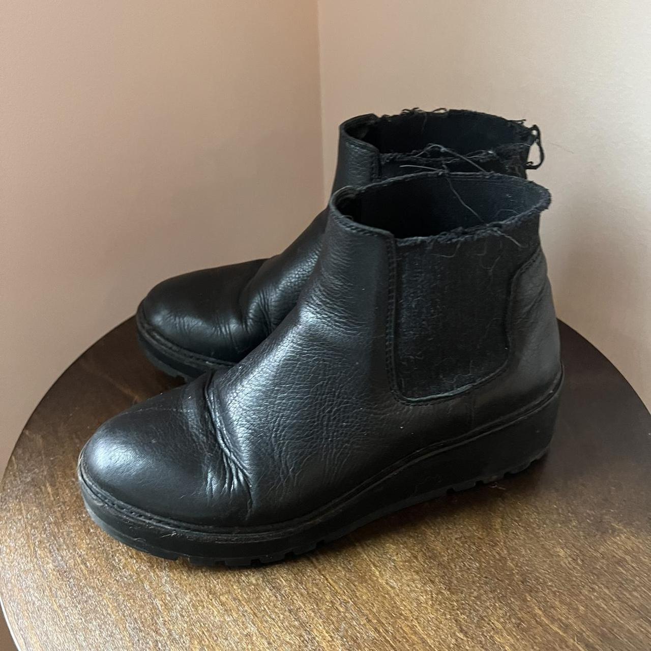 Eileen Fisher Women's Boots | Depop