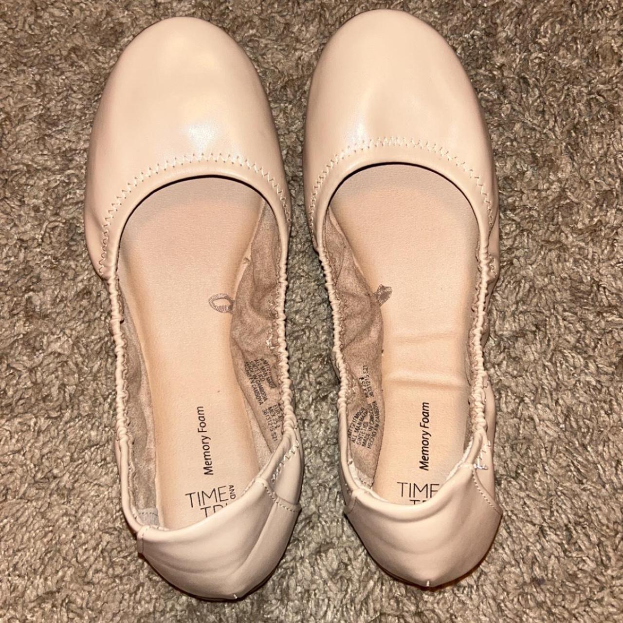 Lucky brand nude cheap flats