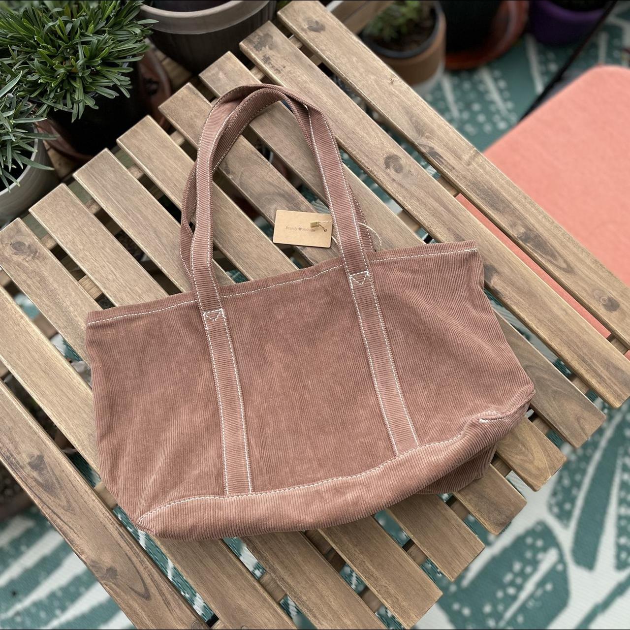 ISO - BRANDY MELVILLE CANVAS CROSSBODY BAG looking - Depop