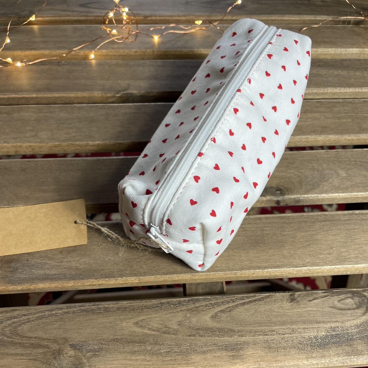 Brandy Melville Heart Travel Case White With Red - Depop