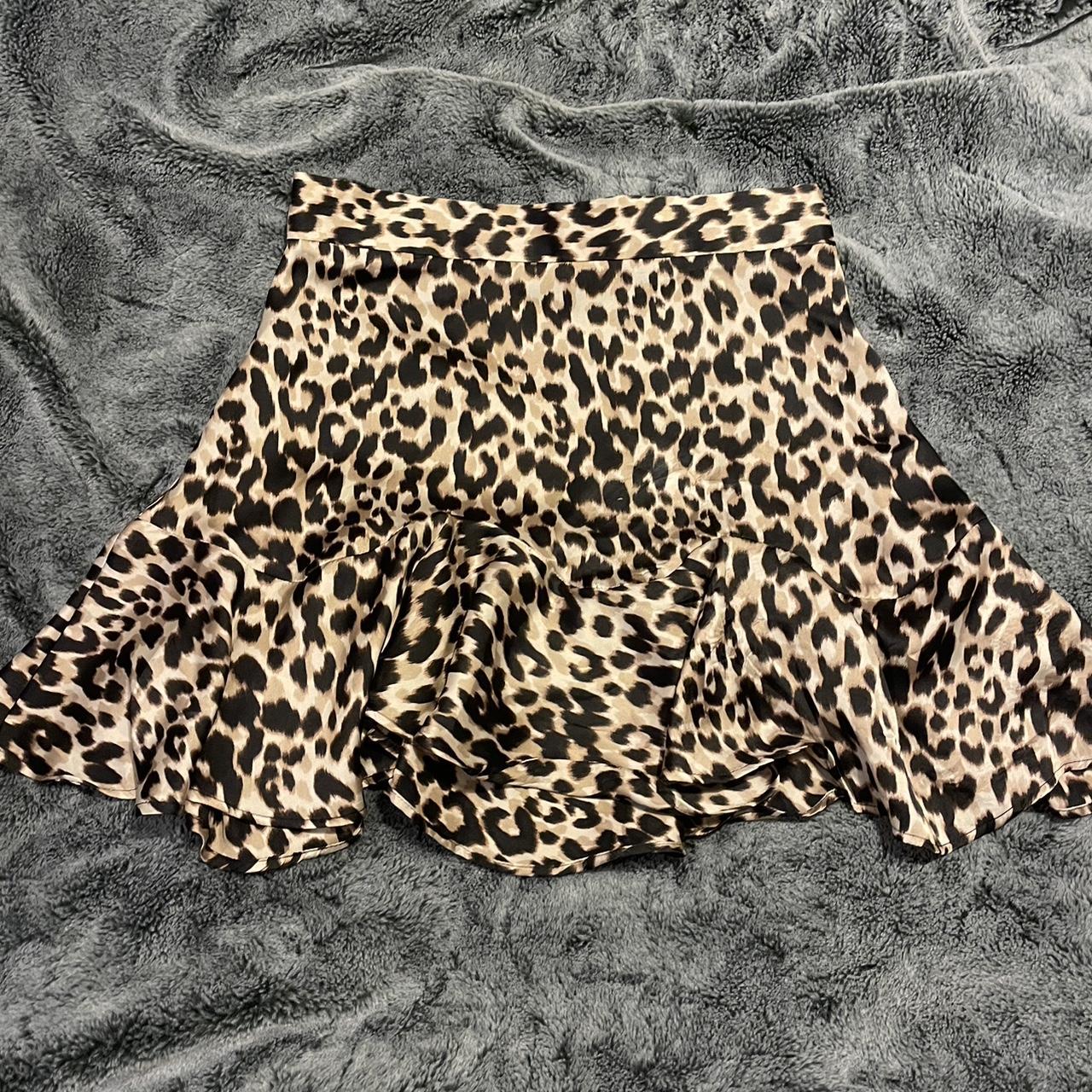 Zara Leopard Print Skirt Size Medium Never... - Depop