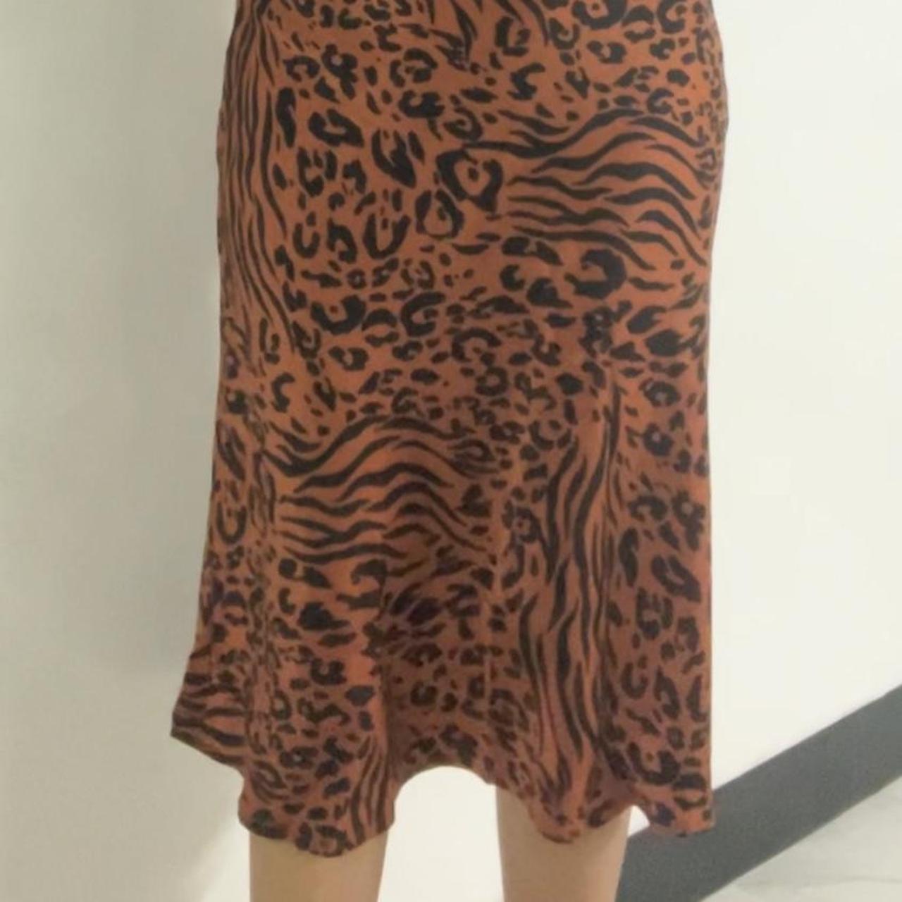 Cheetah midi skirt forever 21 hotsell