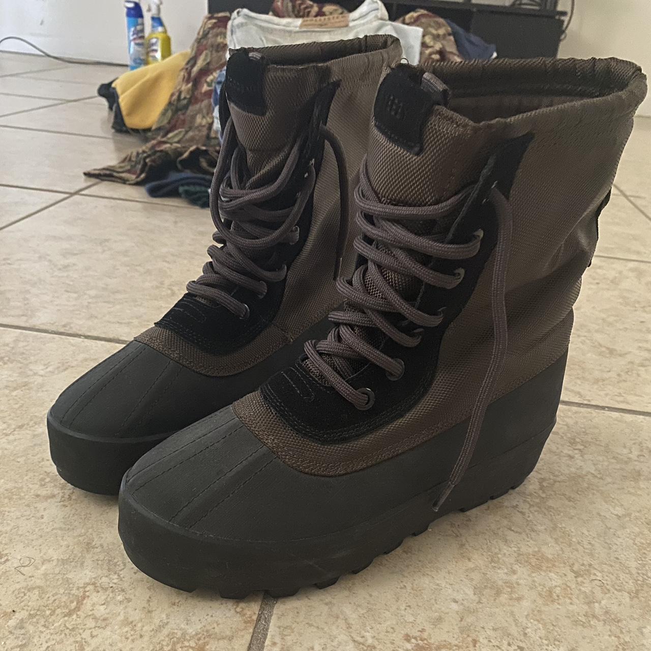 yeezy duck boots 950