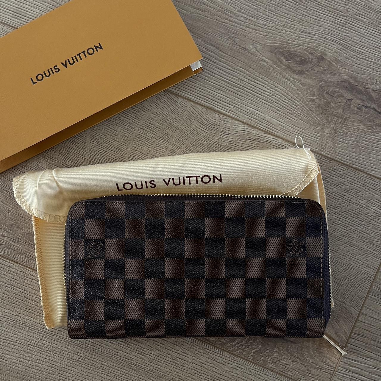Louis Vuitton Zippy Wallet Discontinued Beige - Depop