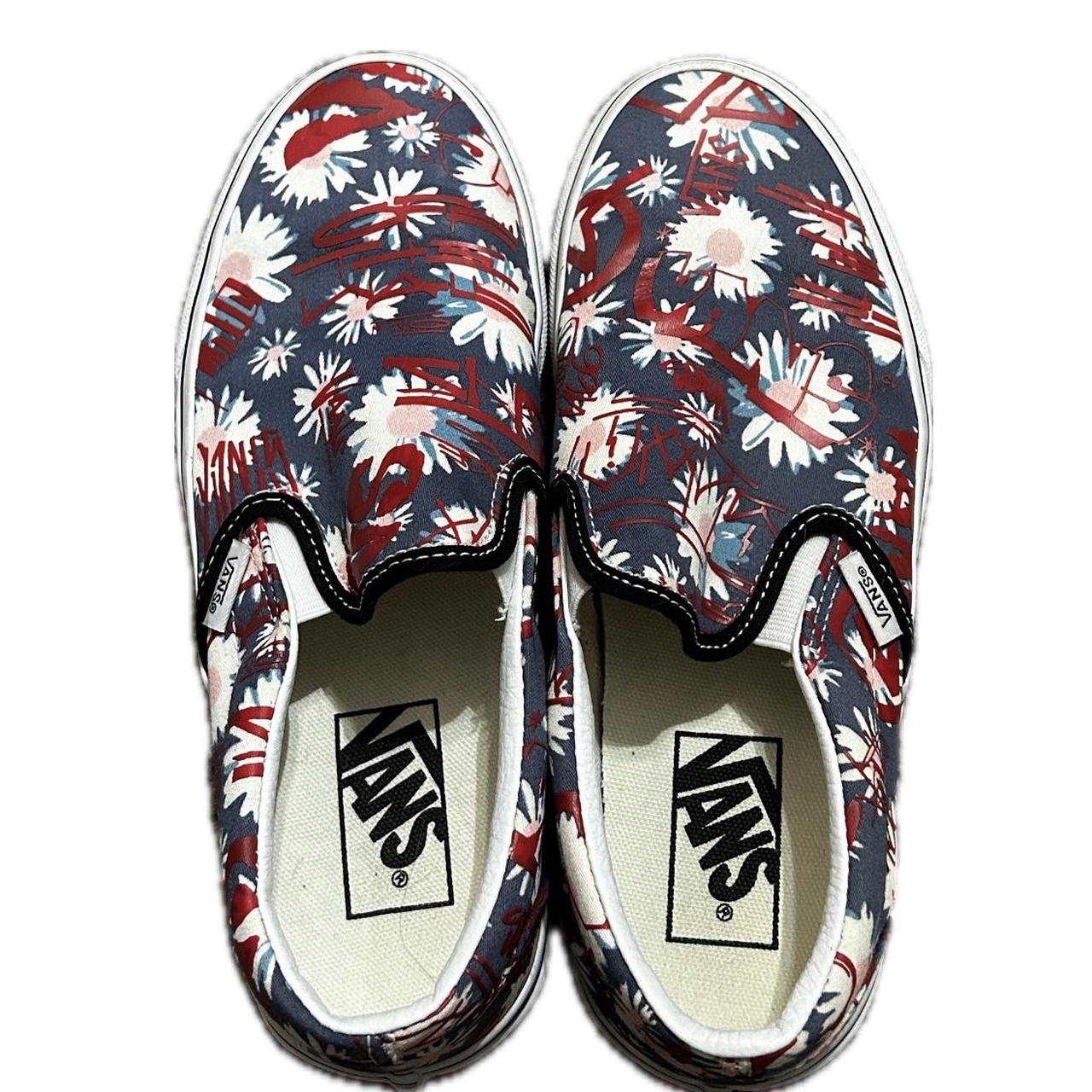 Vans daisy hot sale slip on