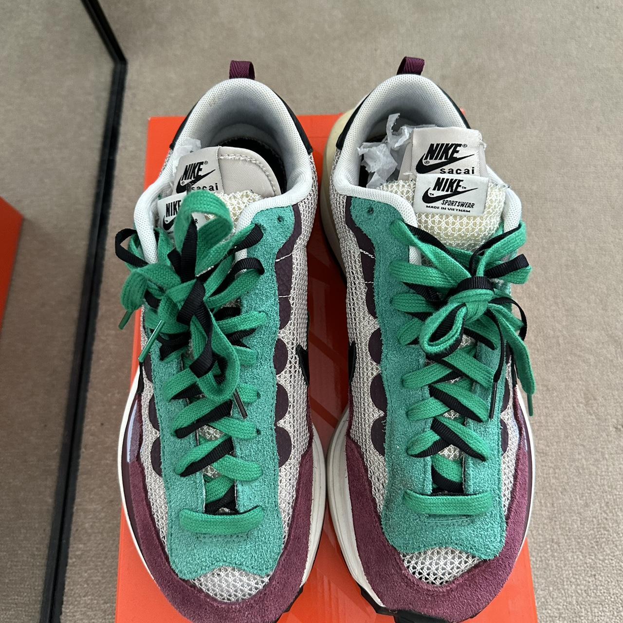 sacai x nike vaporwaffle villain red