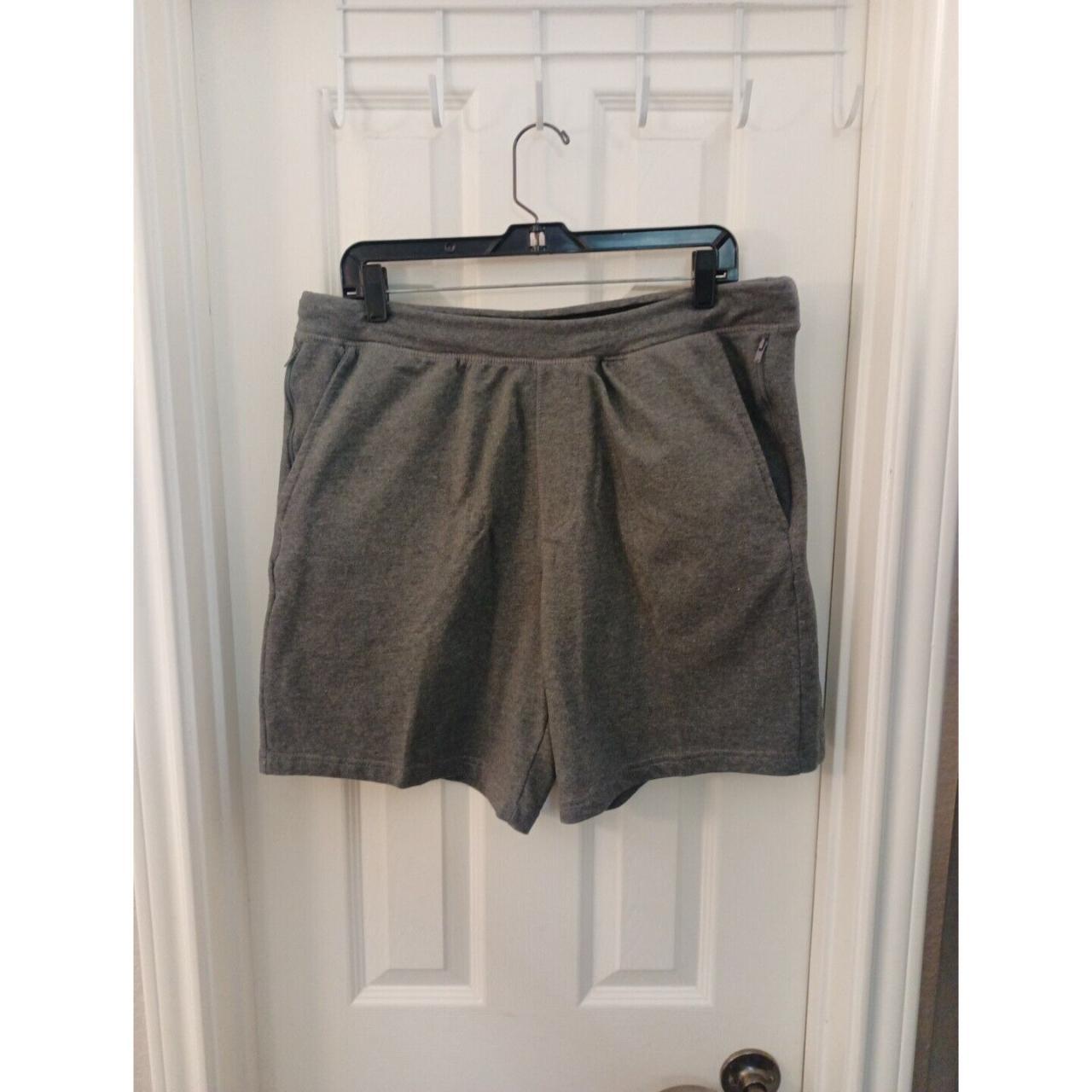 Men's Eddie Bauer Thick Gray Lounge Shorts With... - Depop