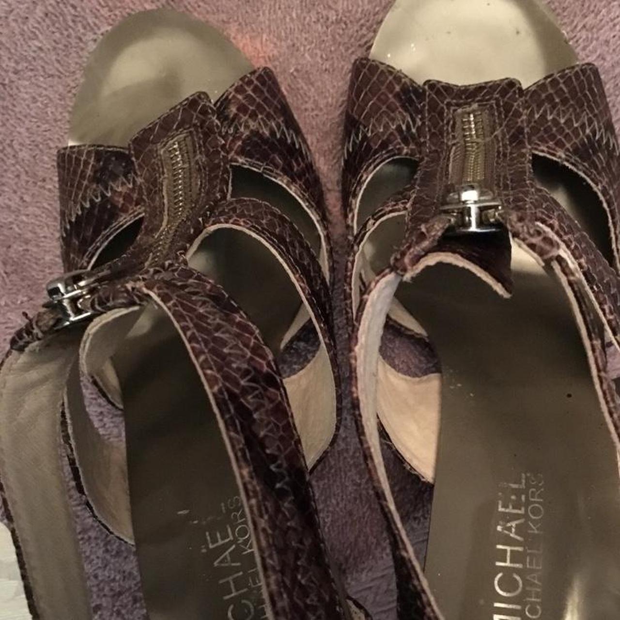 Michael kors deals sandals womens purple