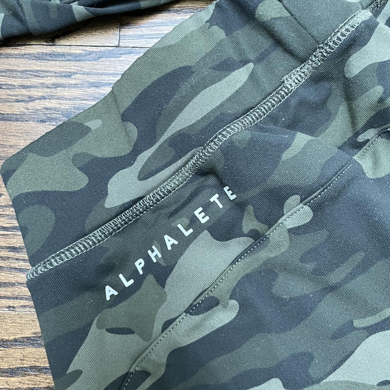 Alphalete discount camo joggers