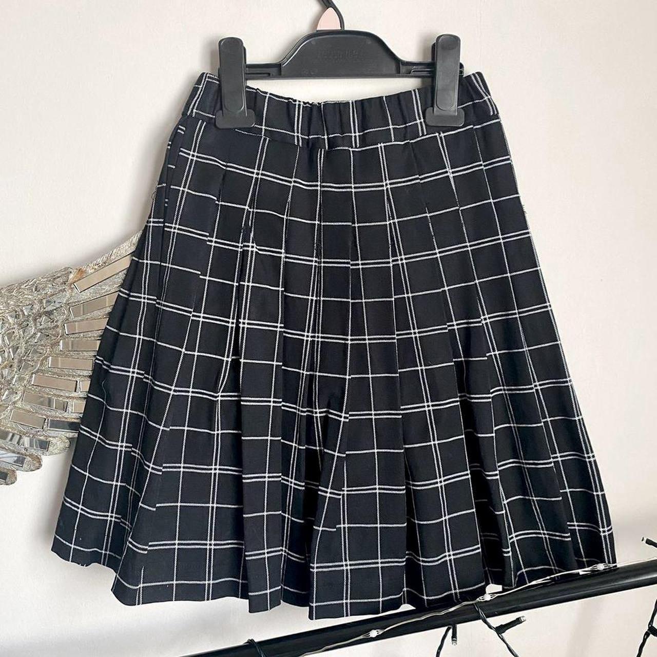 Plaid a line skirt black and white best sale