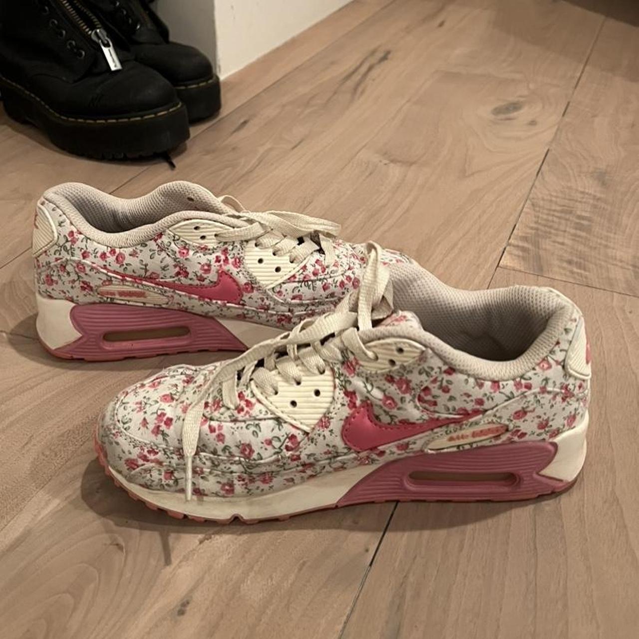unique womens nikes