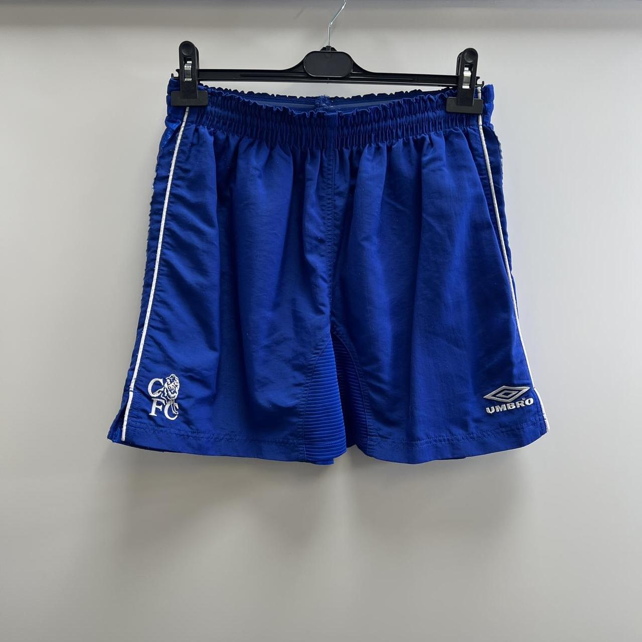 Vintage umbro hot sale nylon shorts