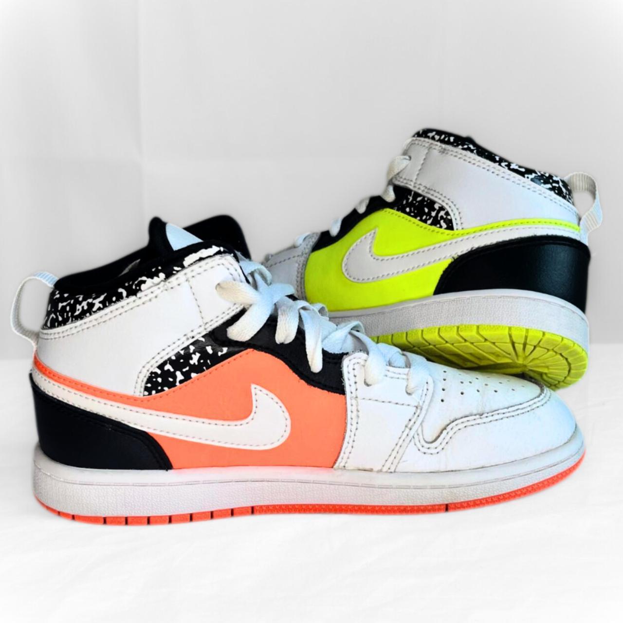 Nike Air Jordan 1 Mid Notebook Sneakers. Size