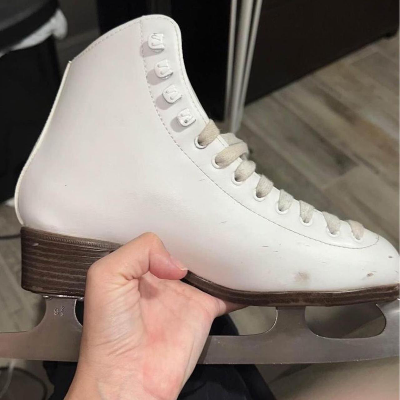 Riedel Opal Figure Skates size 6 Depop