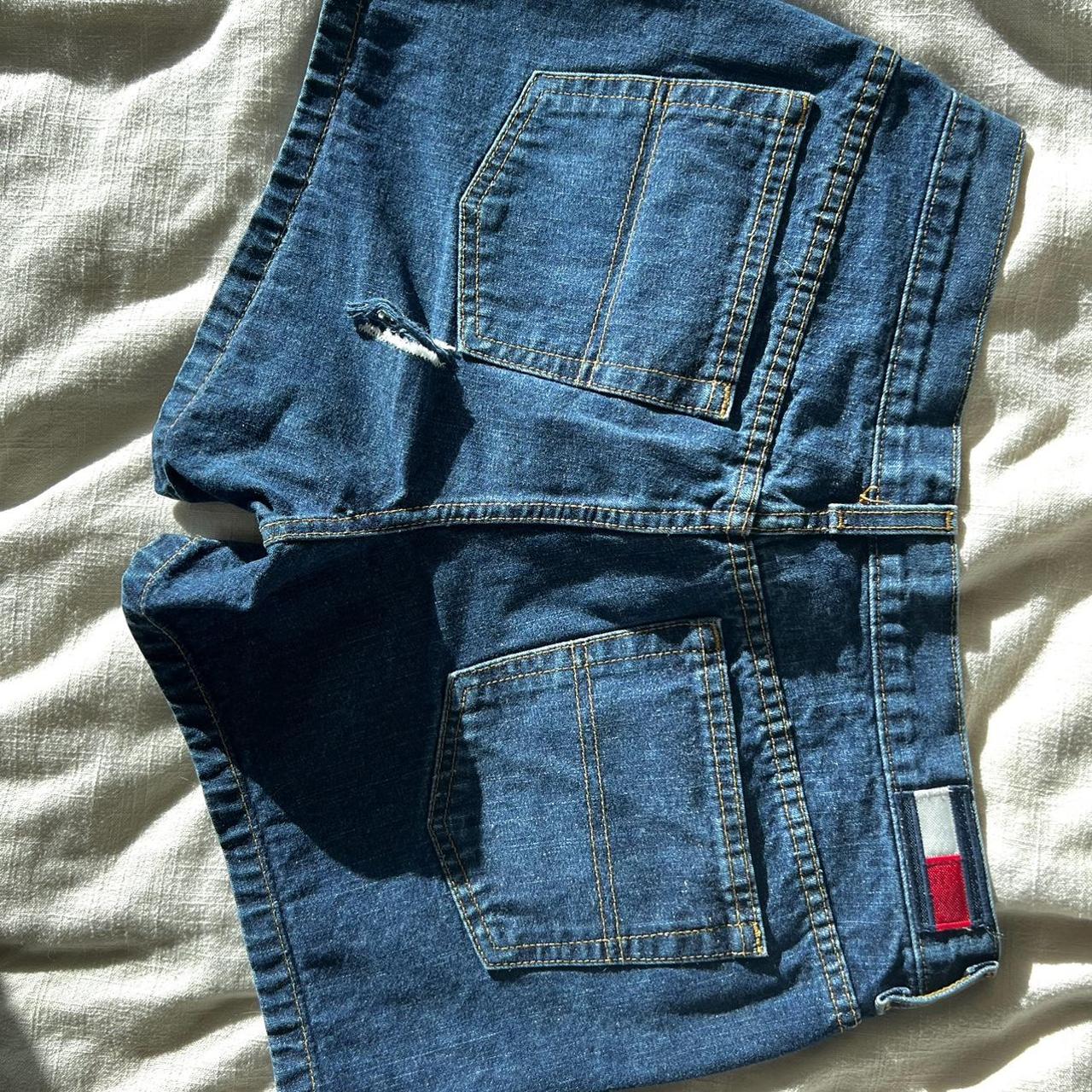 vintage tommy hilfiger shorts size 7 i love these... - Depop