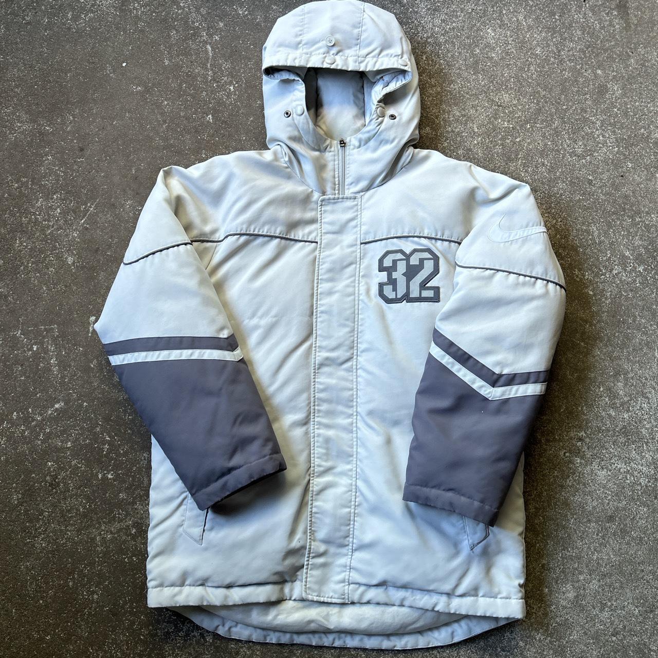 Nike goose down jacket hotsell