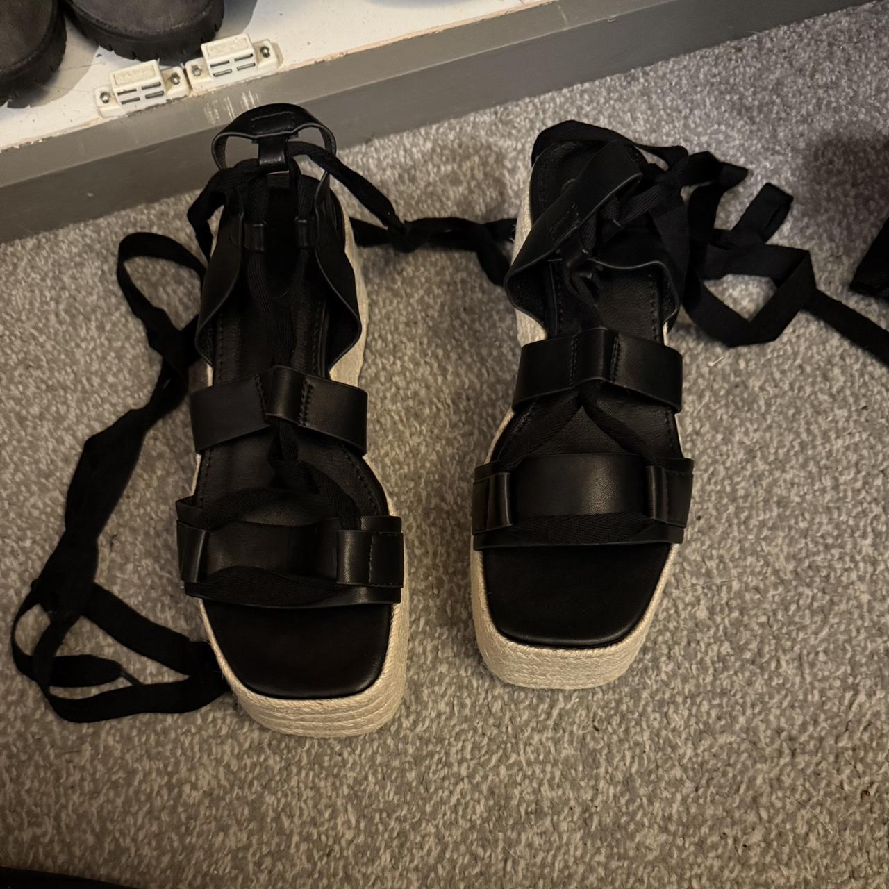 item listed by danielle343