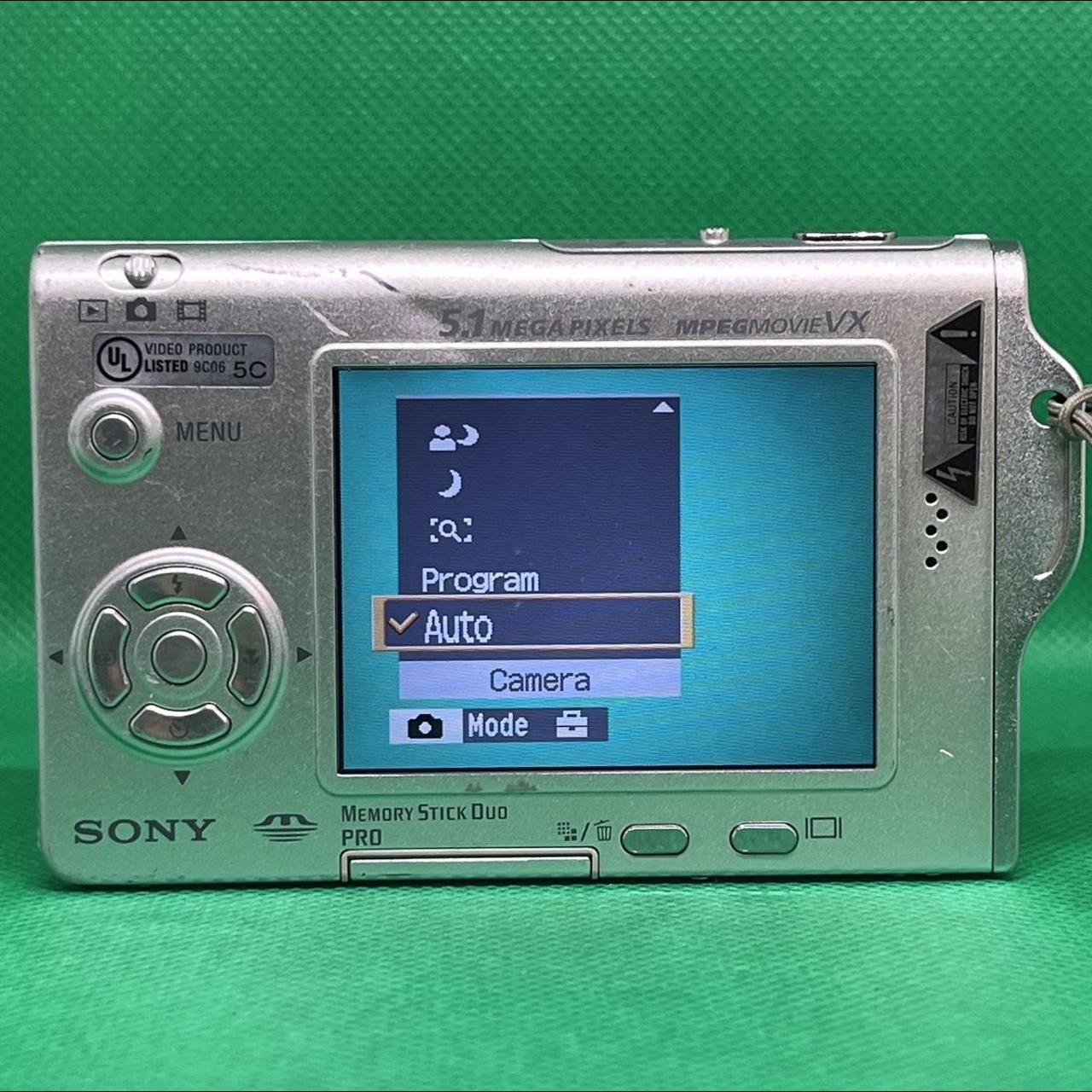 Sony Cybershot DSCT7 Digital camera Good... Depop