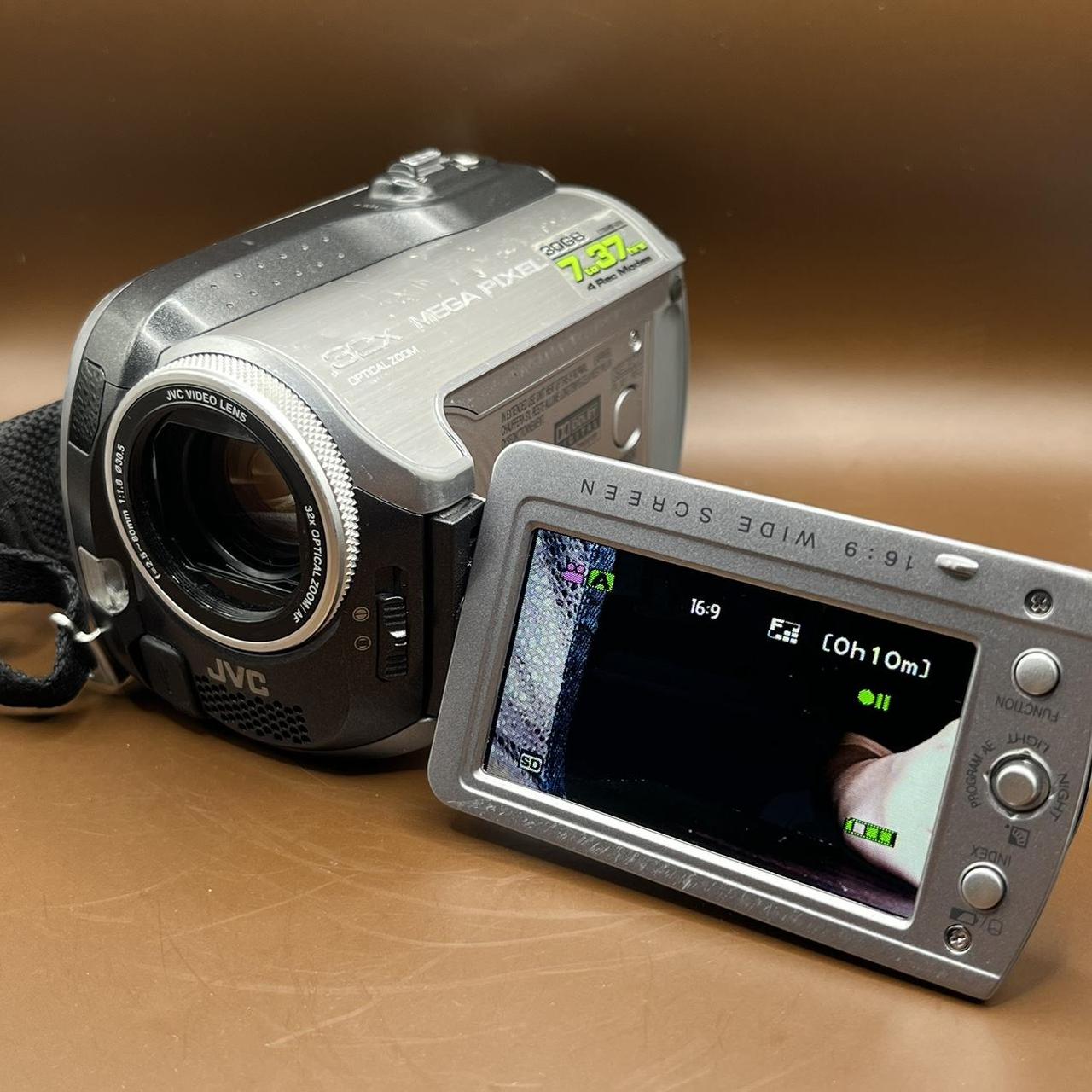 JVC Everio GZMG155U Camcorder Digital camera In... Depop