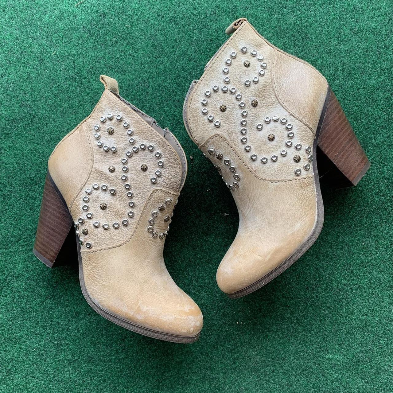 item listed by inthedreamfactory