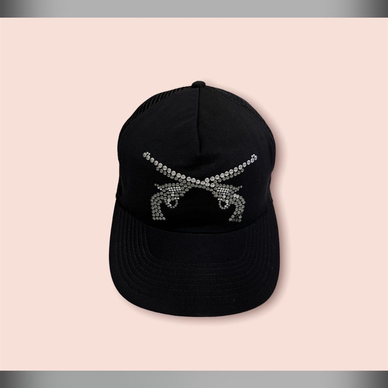 VTG ROAR SWAROVSKI GUNS CROSS LOGO TRUCKER SNAPBACK | Depop