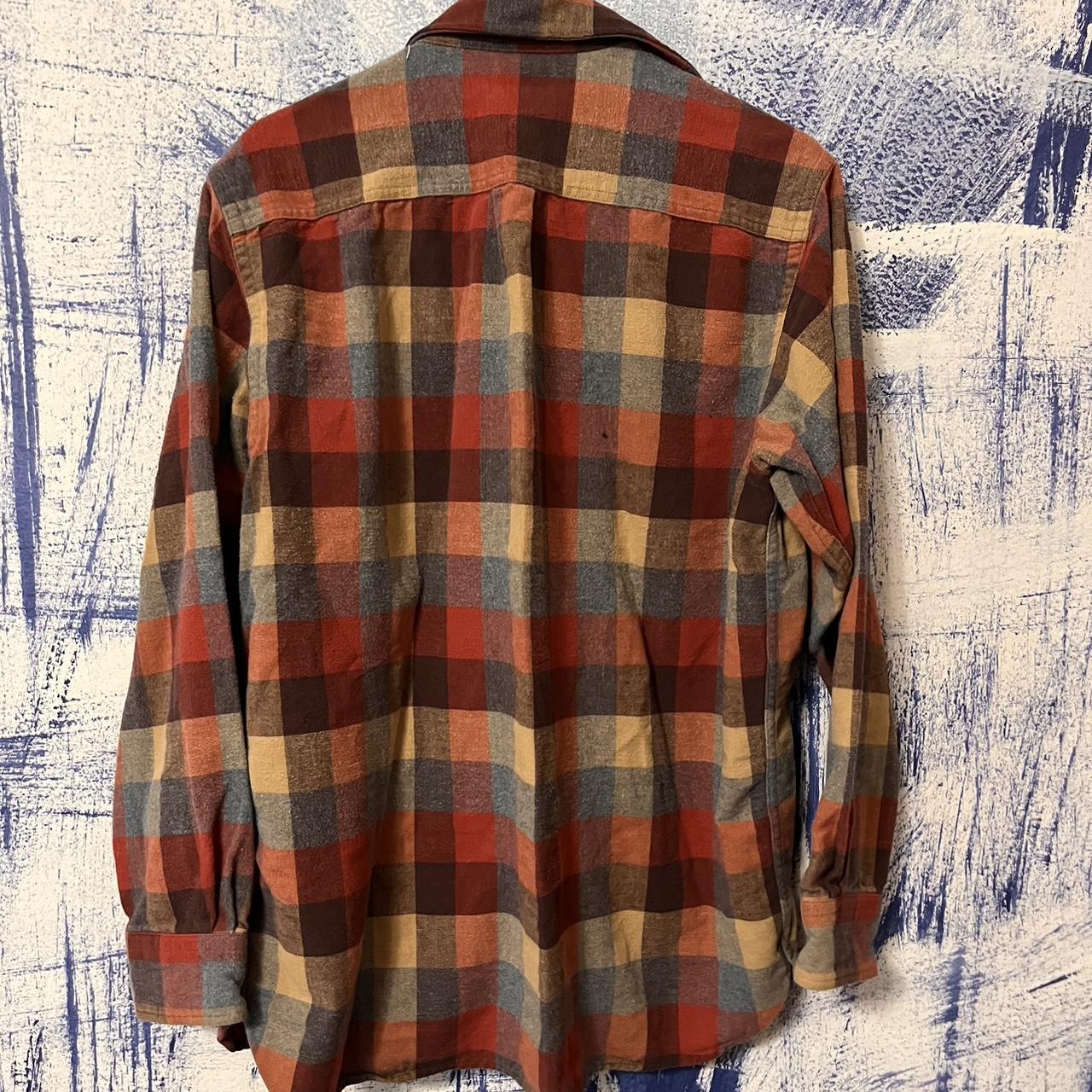 Men’s retro ll bean flannel Thick with no flaws... - Depop