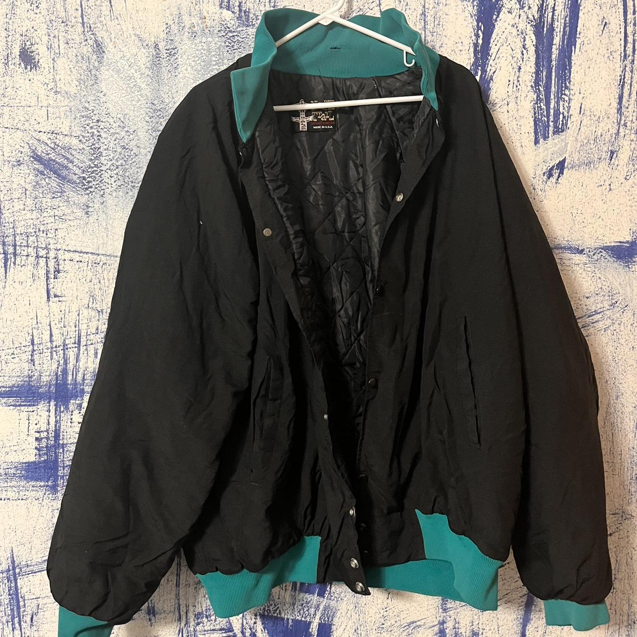 Vintage 90s jacket , Condition is Preloved , 🏝️Size...