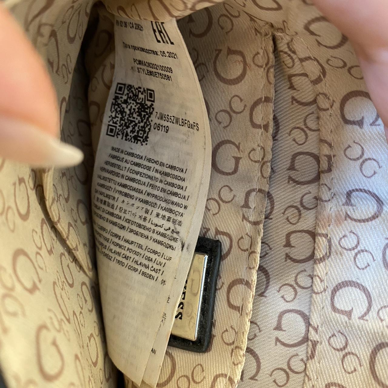 Guess black bag with silver chain #Guess