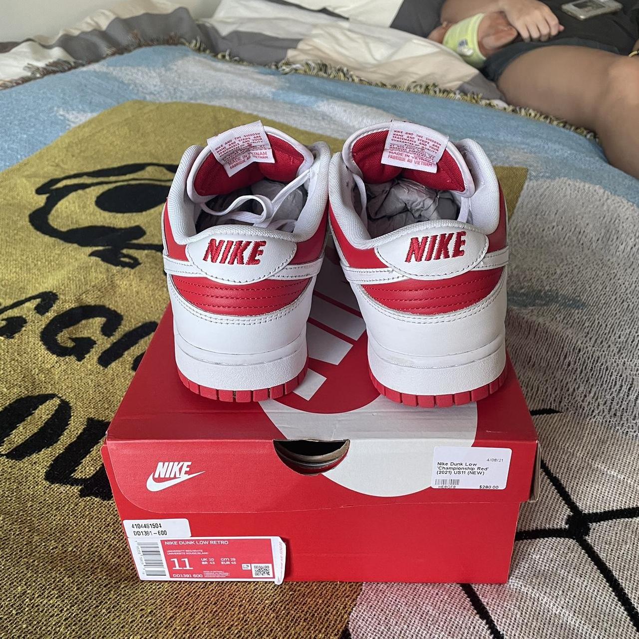 Nike Men's Red and White Trainers | Depop