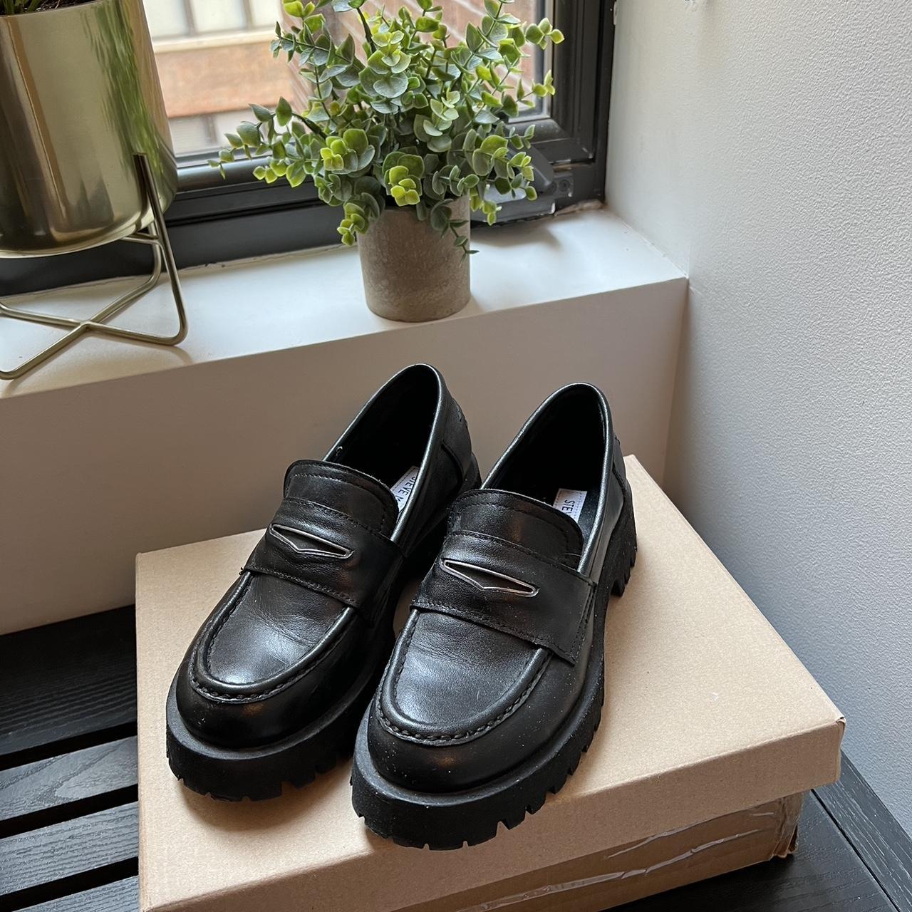 Steve Madden Women's Black Loafers | Depop