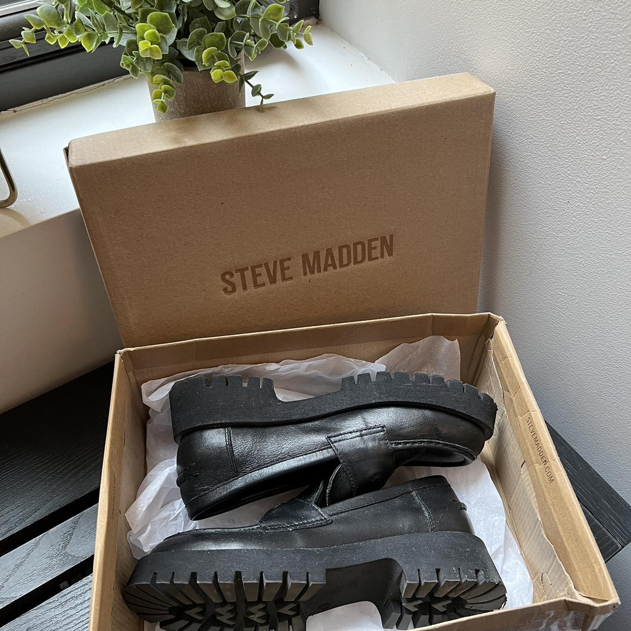 Steve Madden Women's Black Loafers | Depop