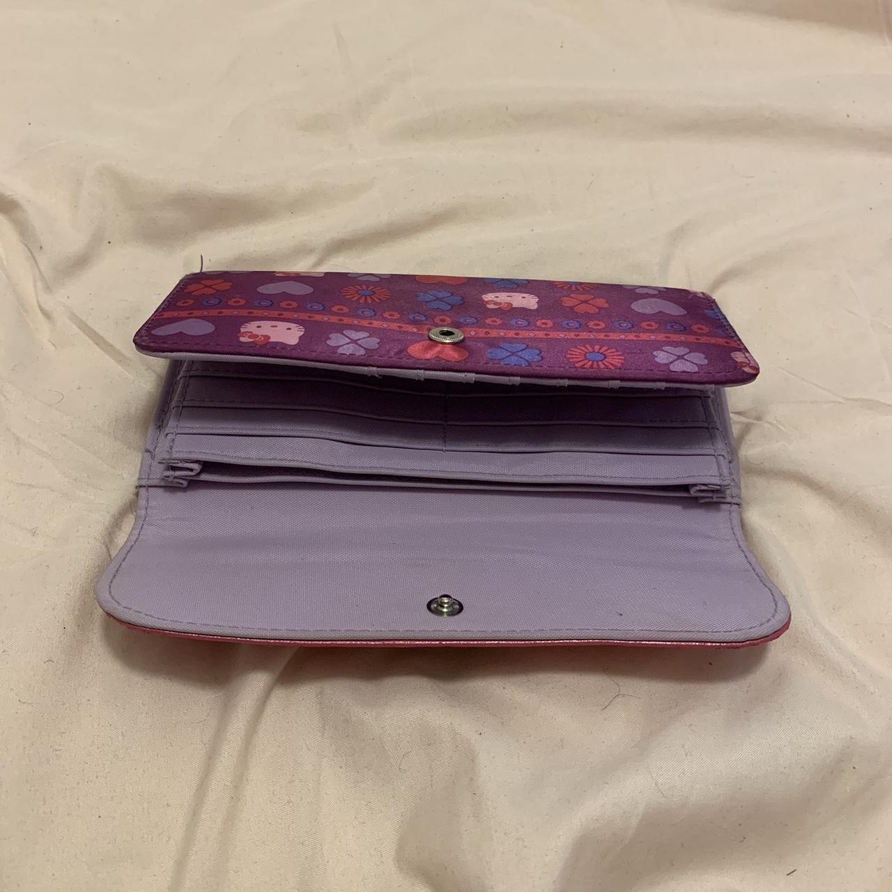 hello kitty wallet! super cute and great condition.... - Depop
