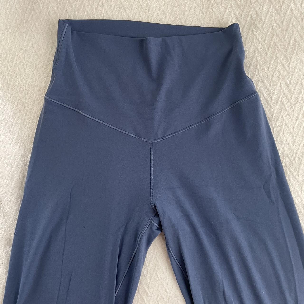 Aerie Women's Blue Leggings | Depop