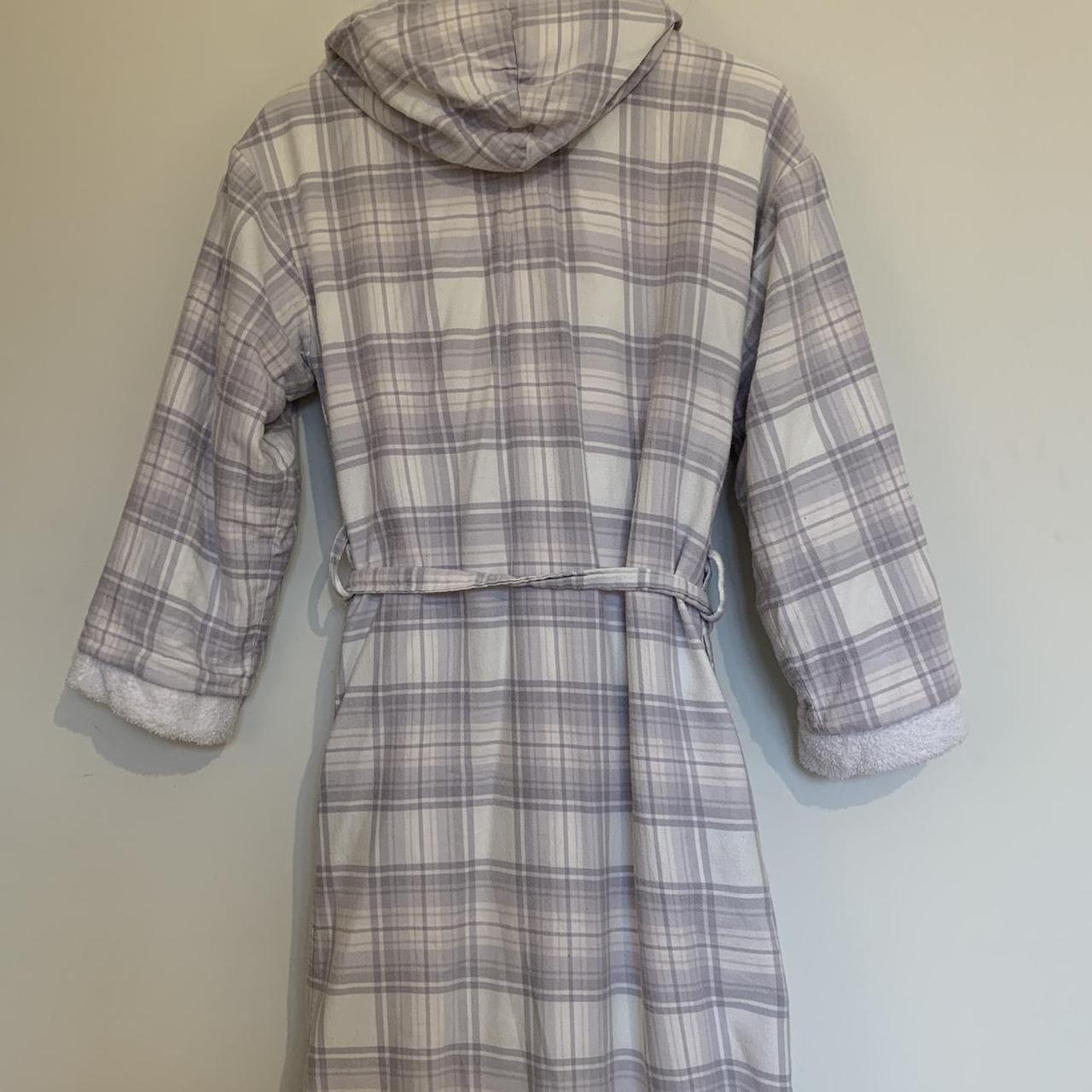 Marks & Spencer Women's White and Purple Robe Depop