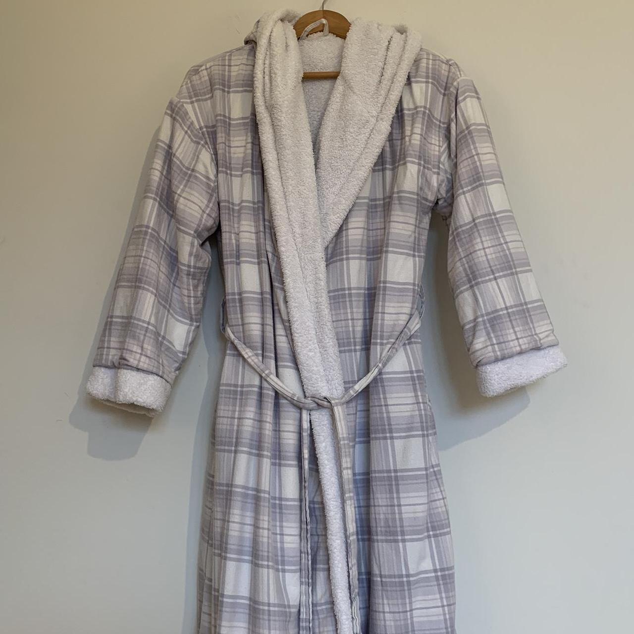 Marks & Spencer Women's White and Purple Robe Depop