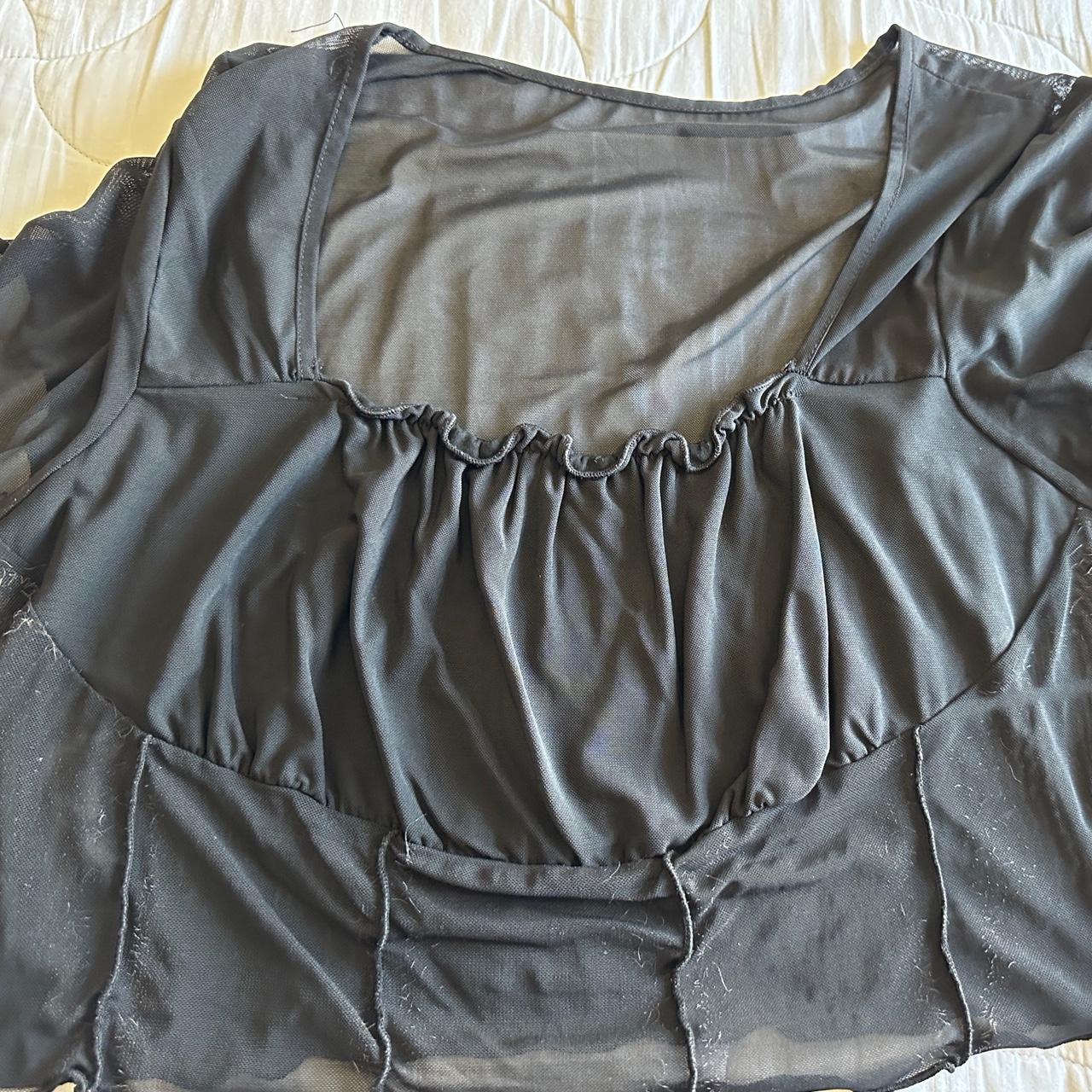 item listed by leslieeovoxo