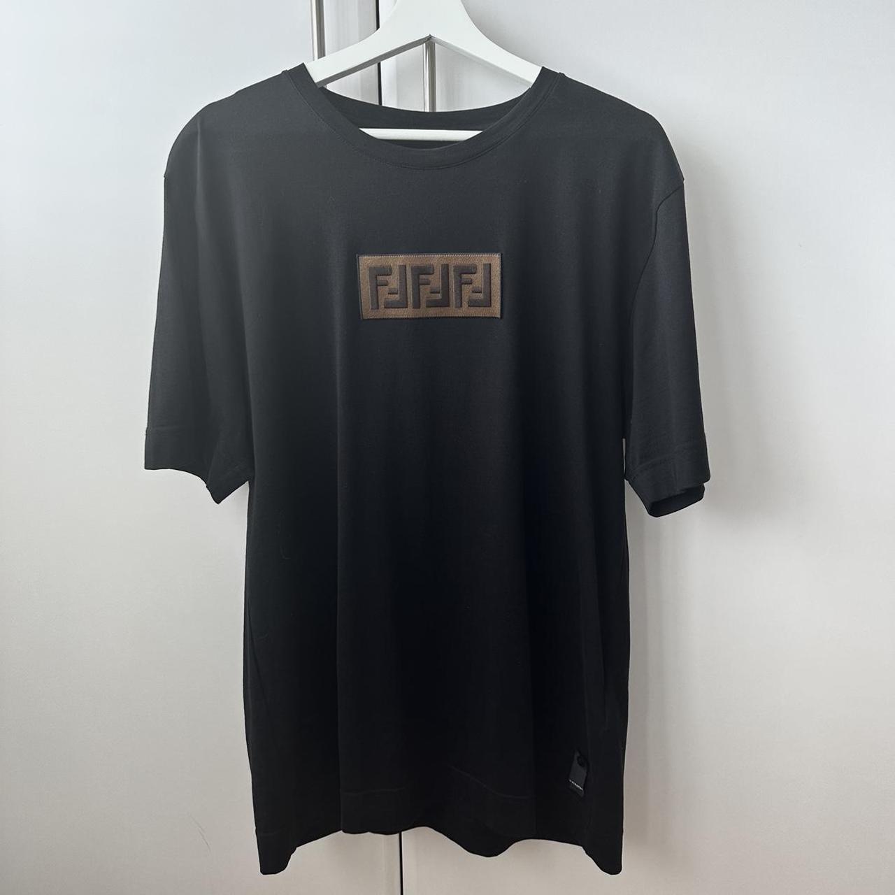 Fendi box logo t shirt best sale