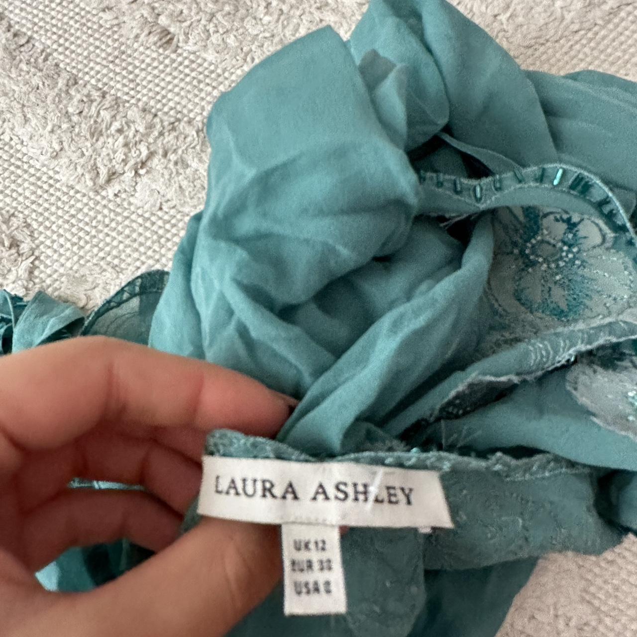 Vintage 2000’s y2k Laura Ashley 100% silk turquoise... - Depop